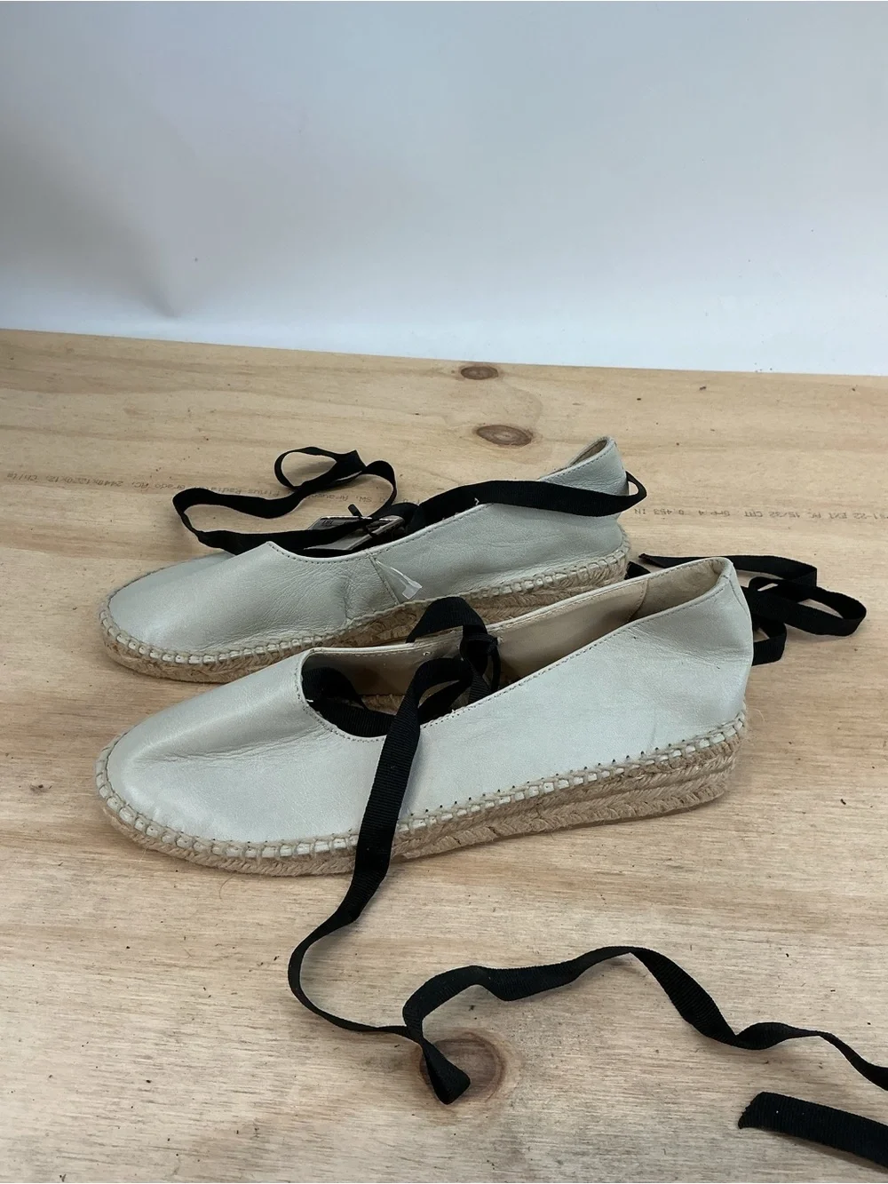 Zara Women's Cream Espadrille Lace-Up Flats Size 38